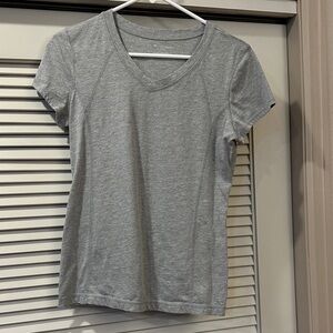 Tek Gear Heather Gray V-Neck Tee